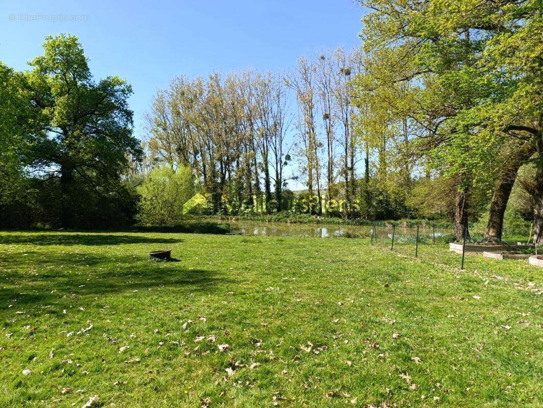 Maison à MAURE-DE-BRETAGNE