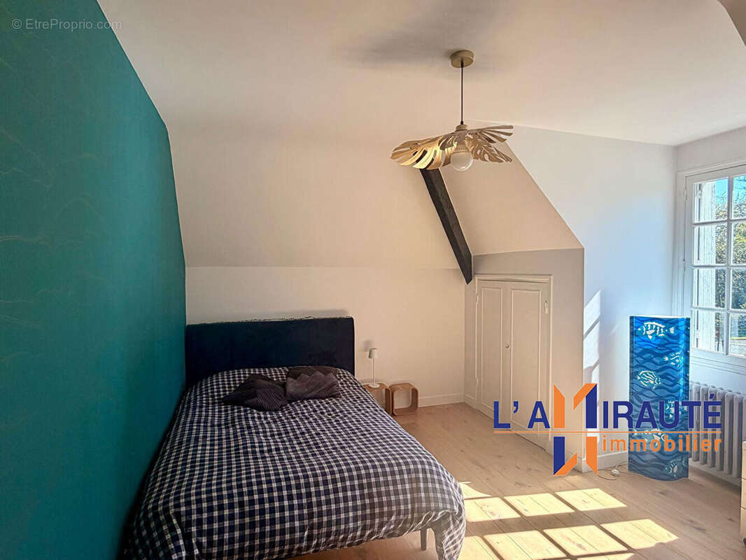 Maison à MAISONS-LAFFITTE