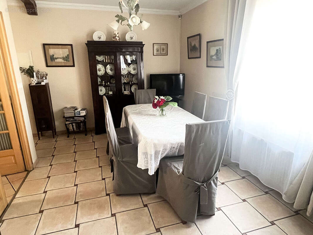 Maison à HOUILLES