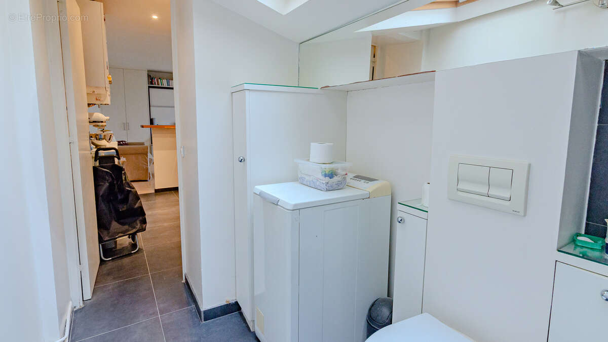 Appartement à PARIS-20E