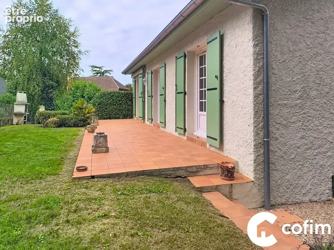 Maison 101 m² à Louey  - photo 9