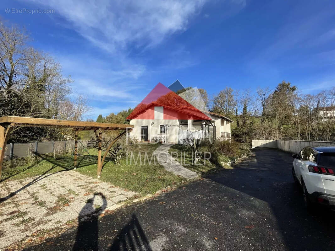 Maison à SAINT-AMANS-SOULT