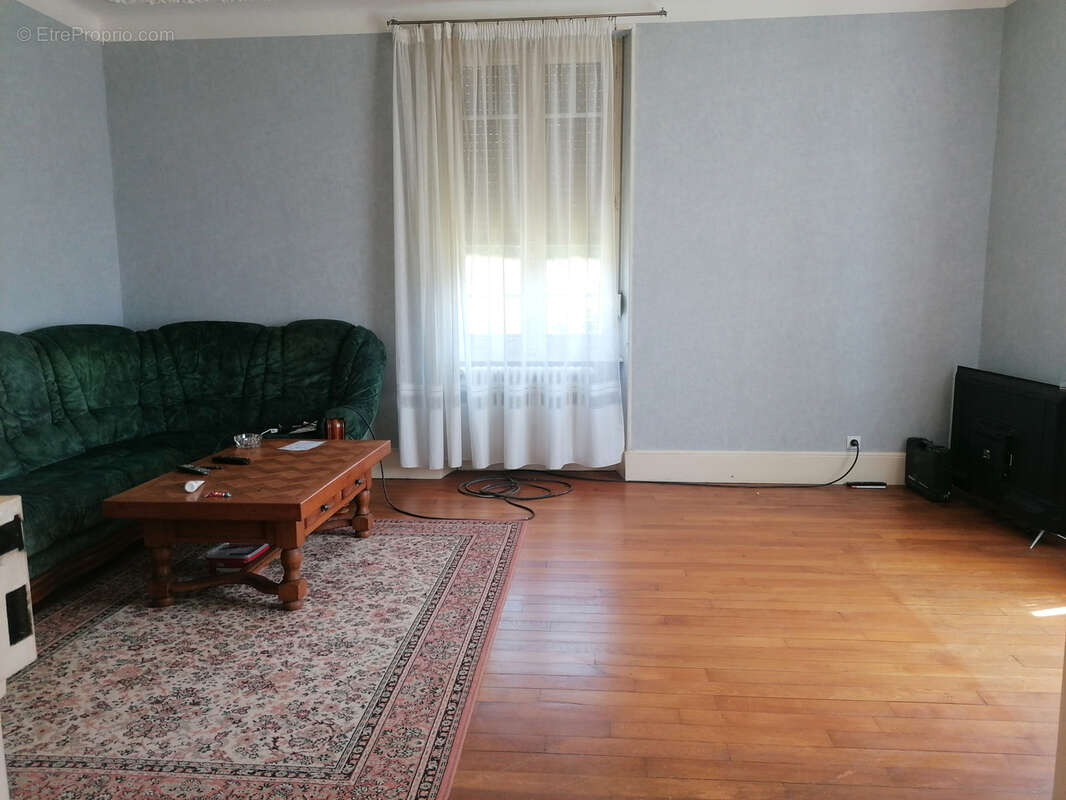 Maison à AILLEVILLERS-ET-LYAUMONT