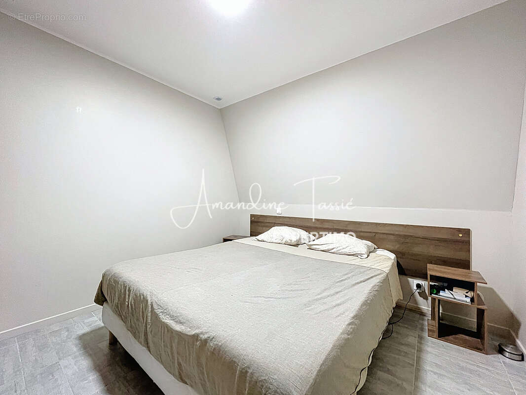 Appartement à COMPEYRE