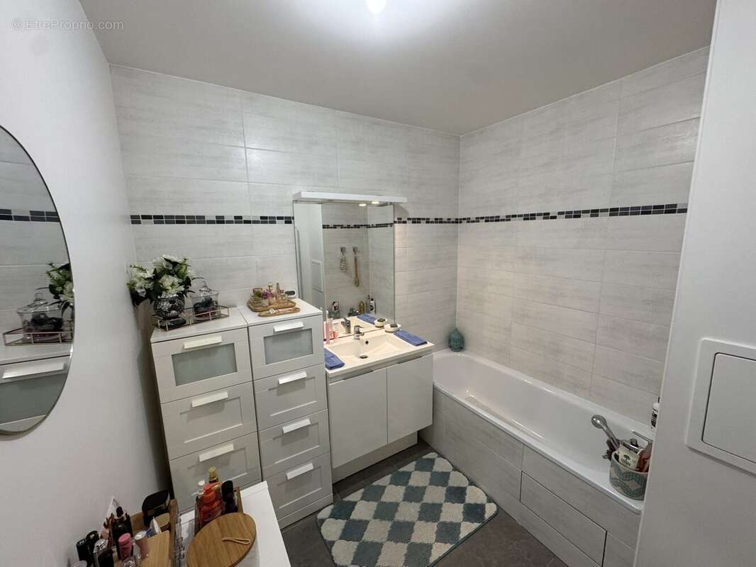 Appartement à VILLEPREUX