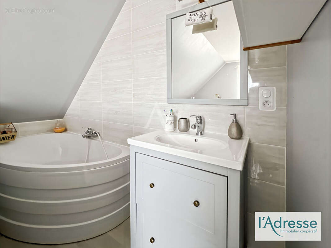 Maison à FRESNE-LE-PLAN