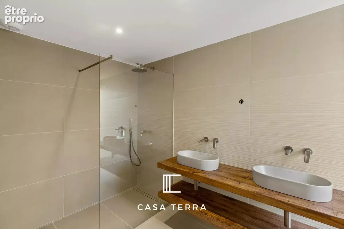 VÉDA - Villa neuve avec vue dégagée, piscine et garage / Cabanon - photo 17