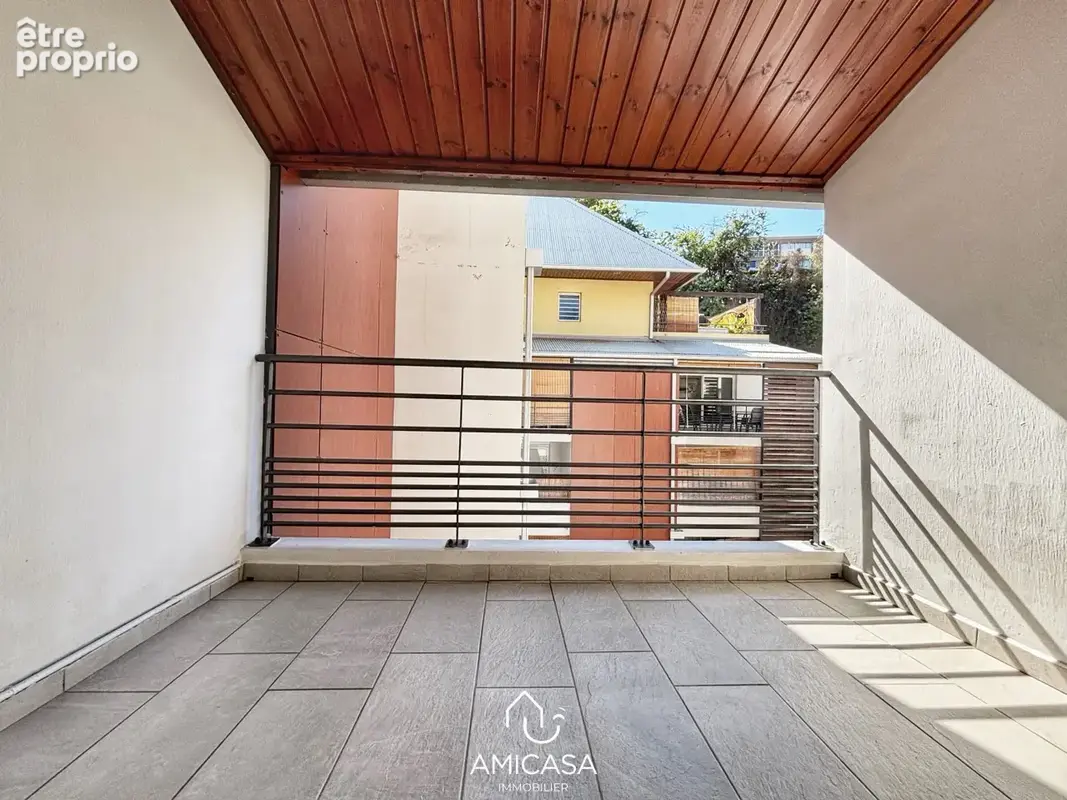 Saint denis (reunion) - studio loué special investisseurs - photo 9