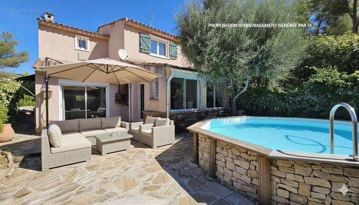 Maison à LE CANNET-DES-MAURES