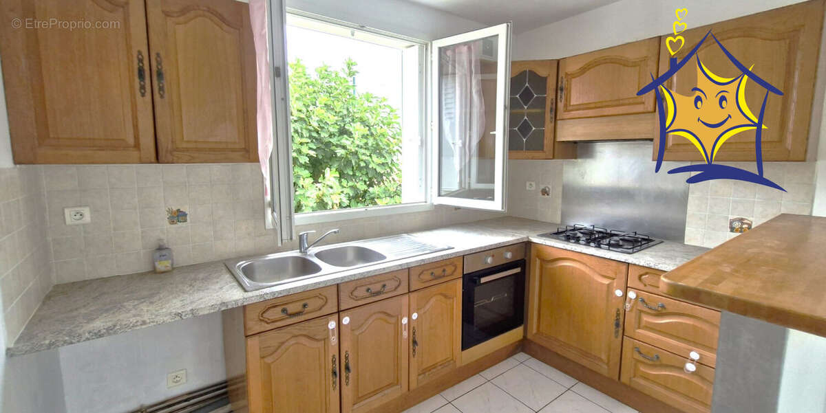 Maison à VIRY-CHATILLON