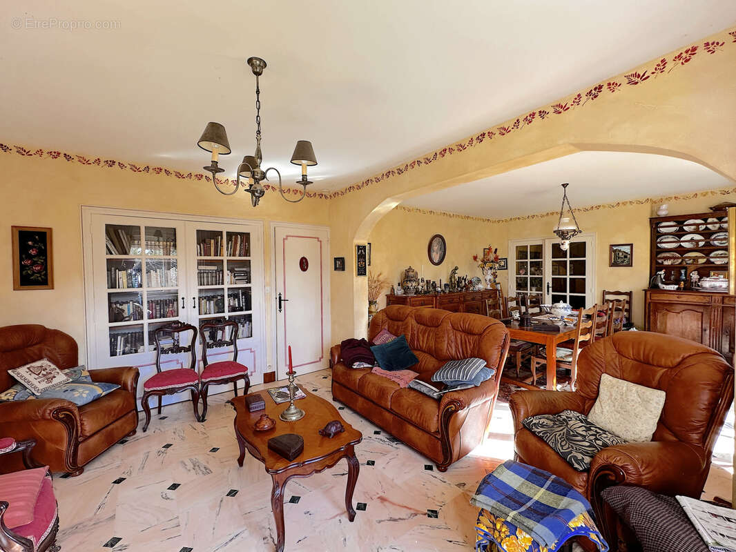 Maison à CHATELLERAULT