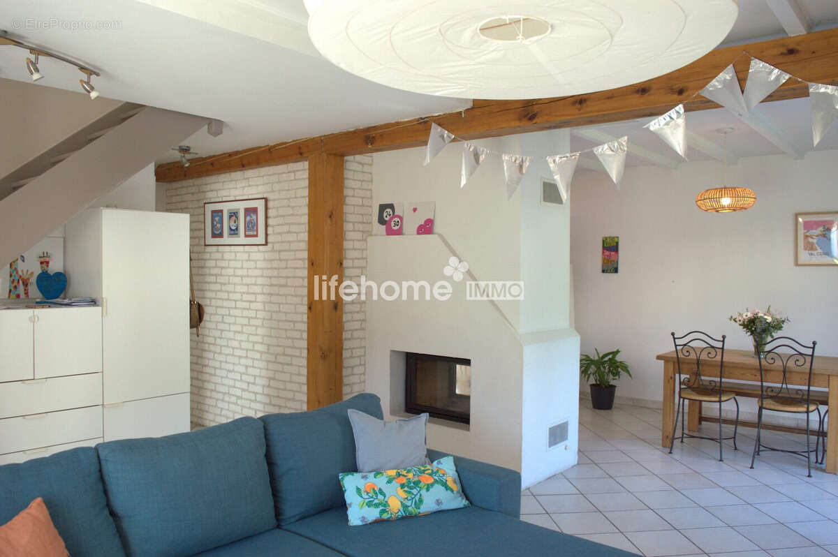Maison à VIF