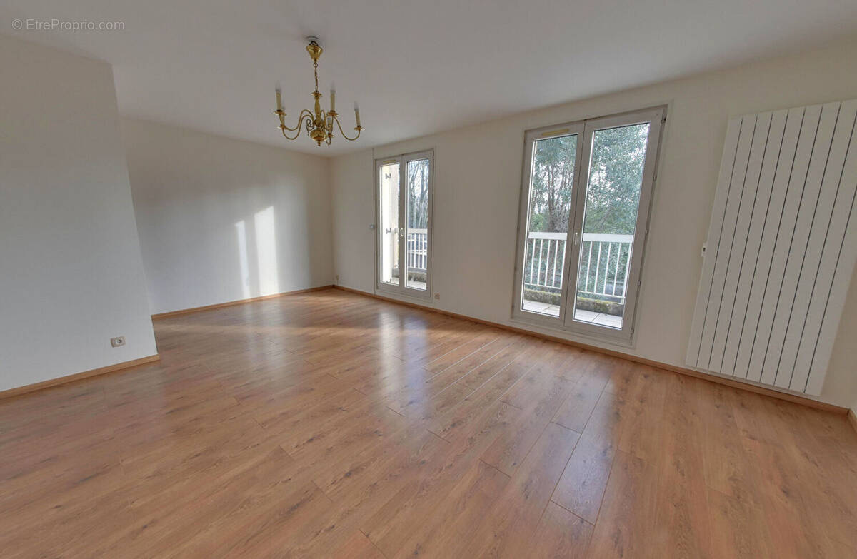 Appartement à DOURDAN