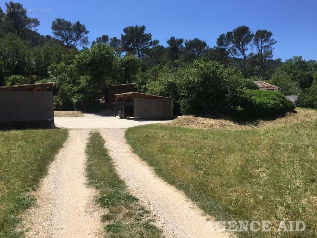 Maison à CUGES-LES-PINS