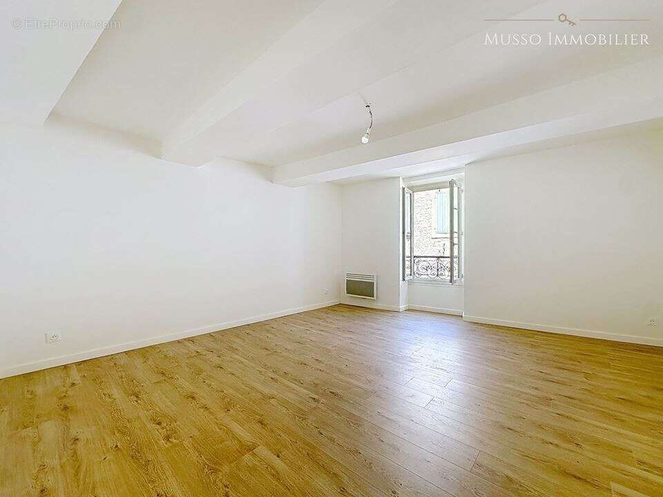 Appartement à TRETS