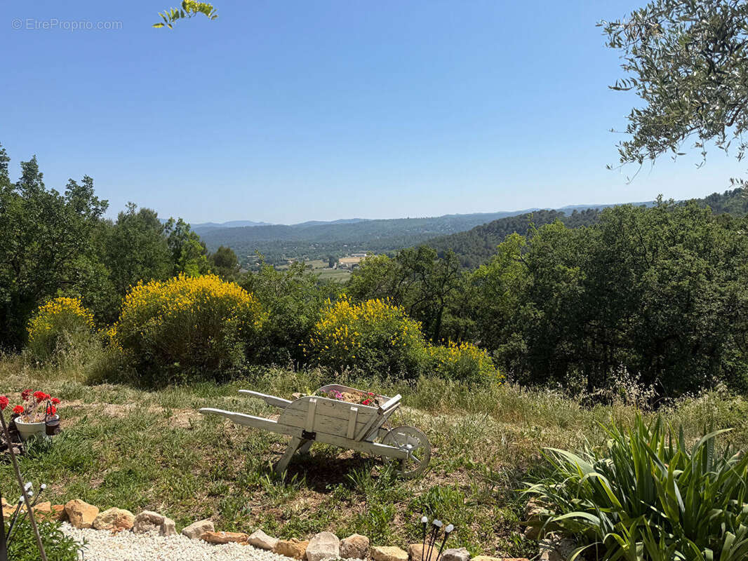 Terrain sur les hauteurs de Callian - photo 2