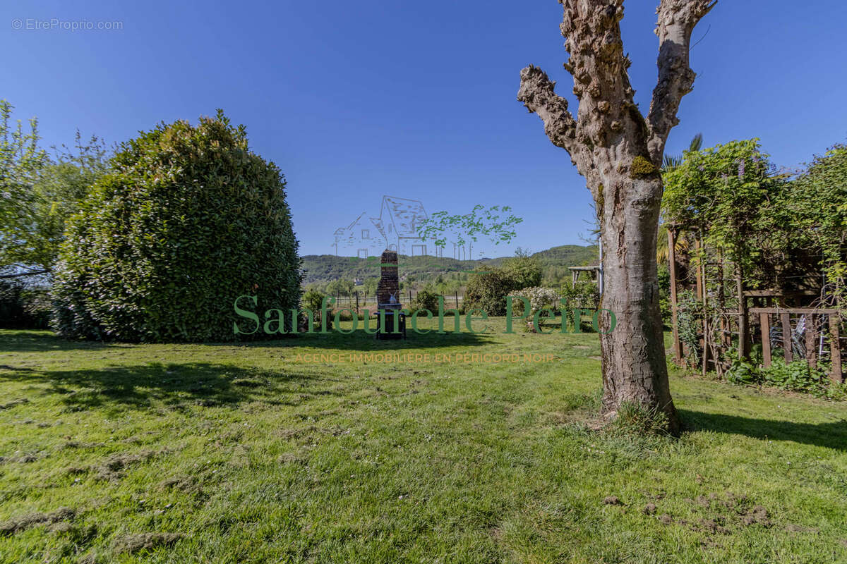 Maison à CASTELNAUD-LA-CHAPELLE