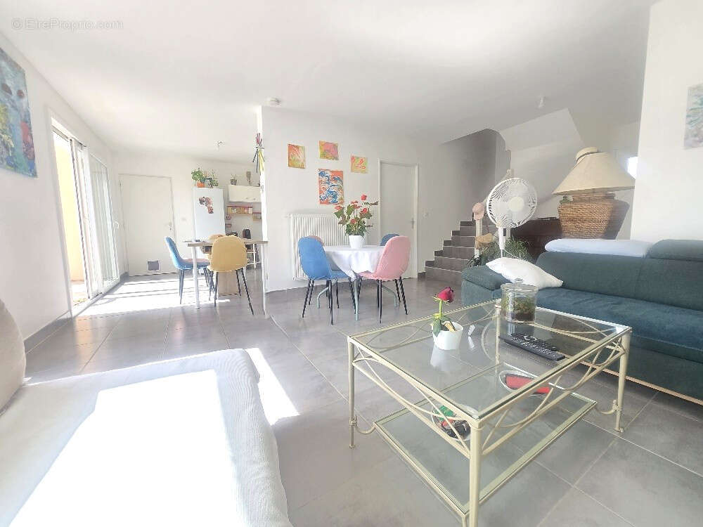 Maison à BRINDAS