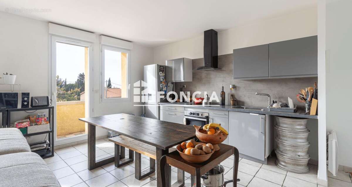 Appartement à PORT-DE-BOUC