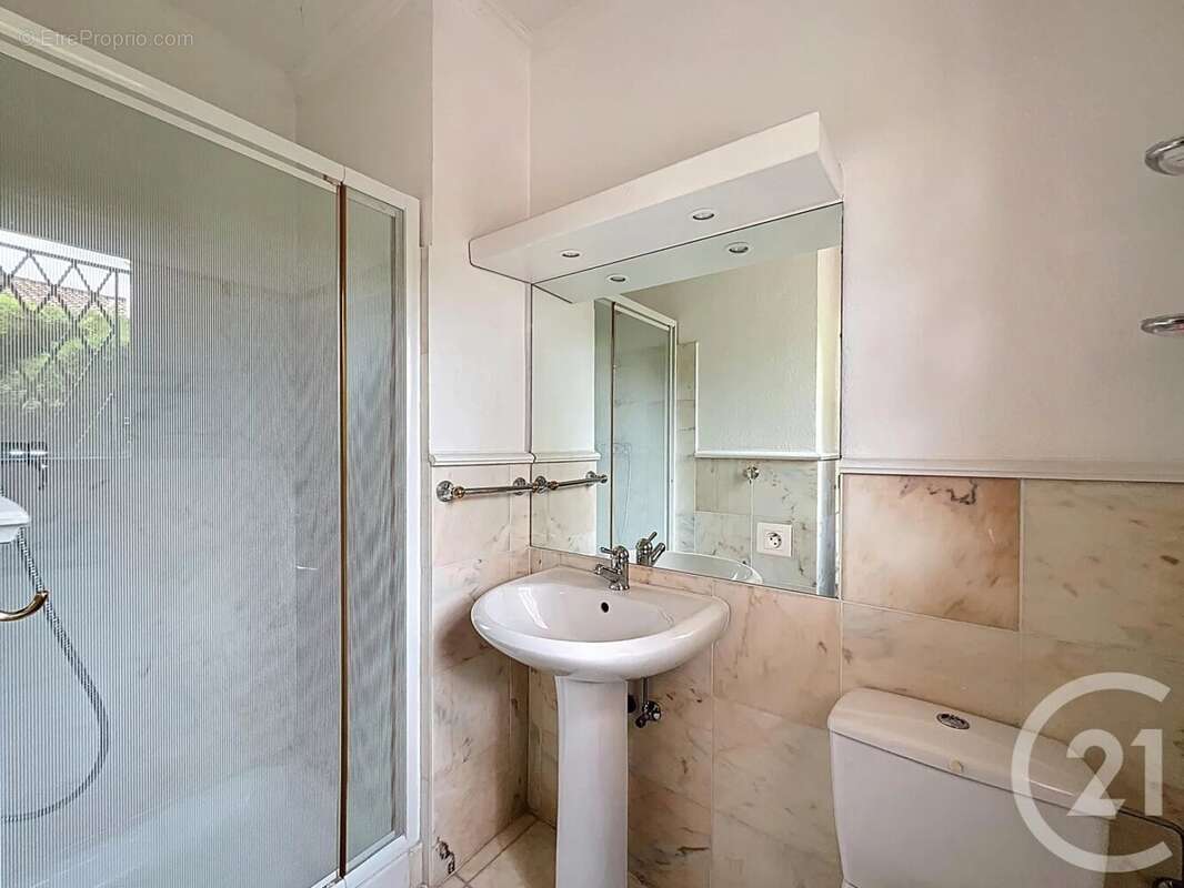 Maison à MOUGINS