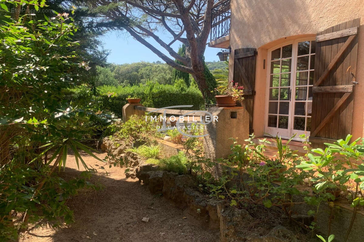 Maison à LA CROIX-VALMER