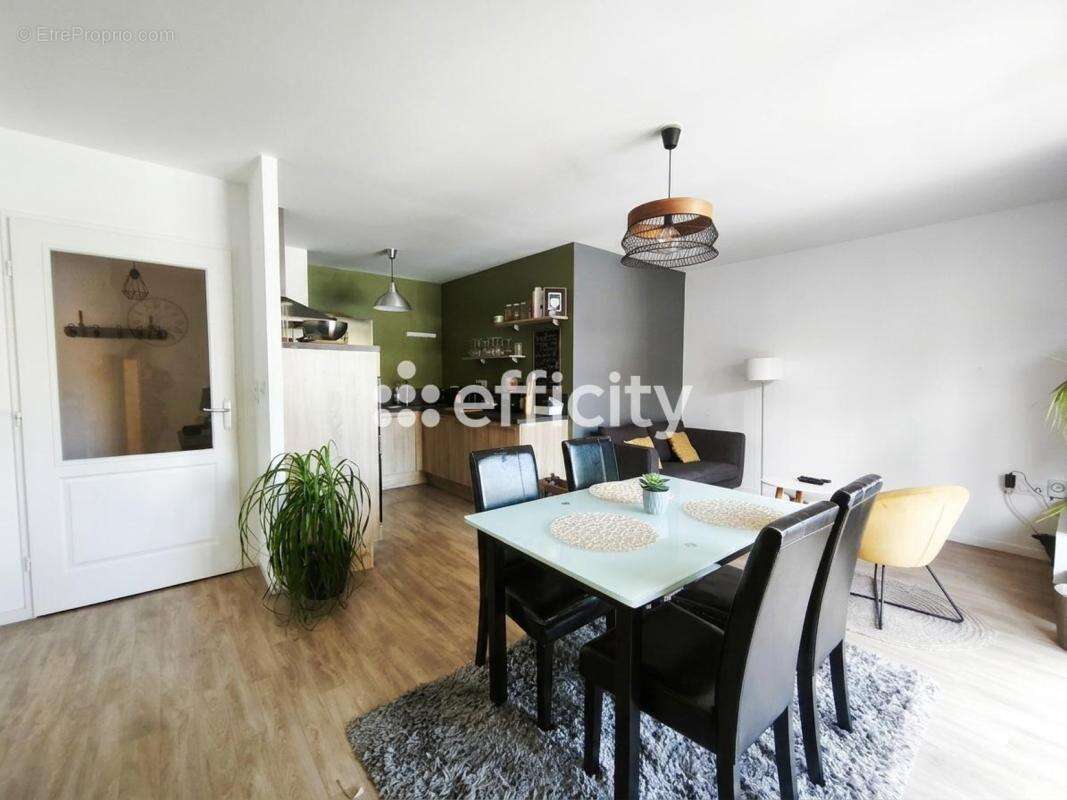 Appartement à WATTIGNIES