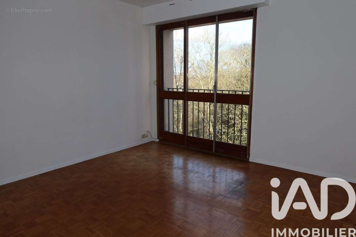 Photo 2 - Appartement à VIRY-CHATILLON