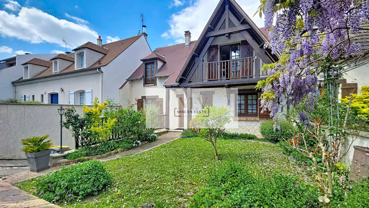 Maison à BRY-SUR-MARNE