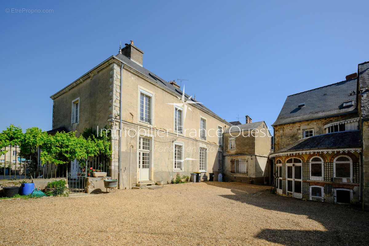 Maison à SABLE-SUR-SARTHE