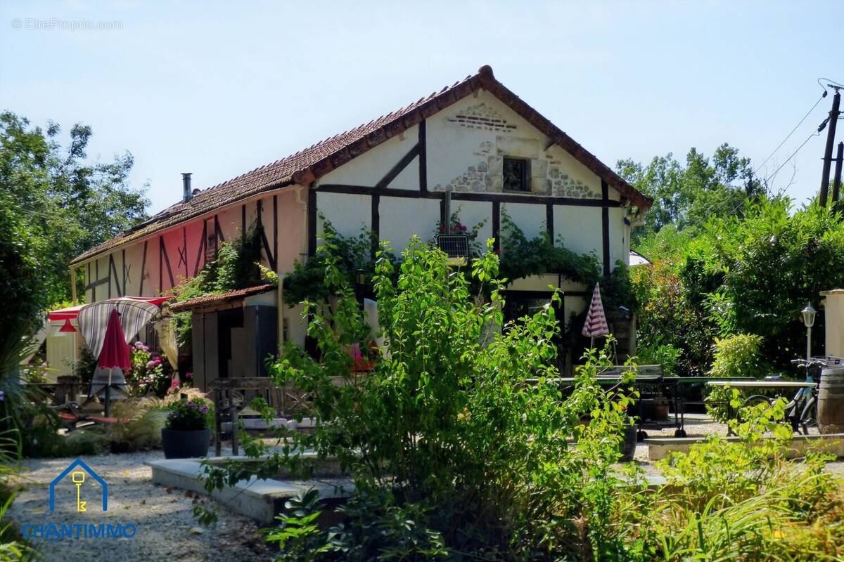 Maison à CHANTONNAY