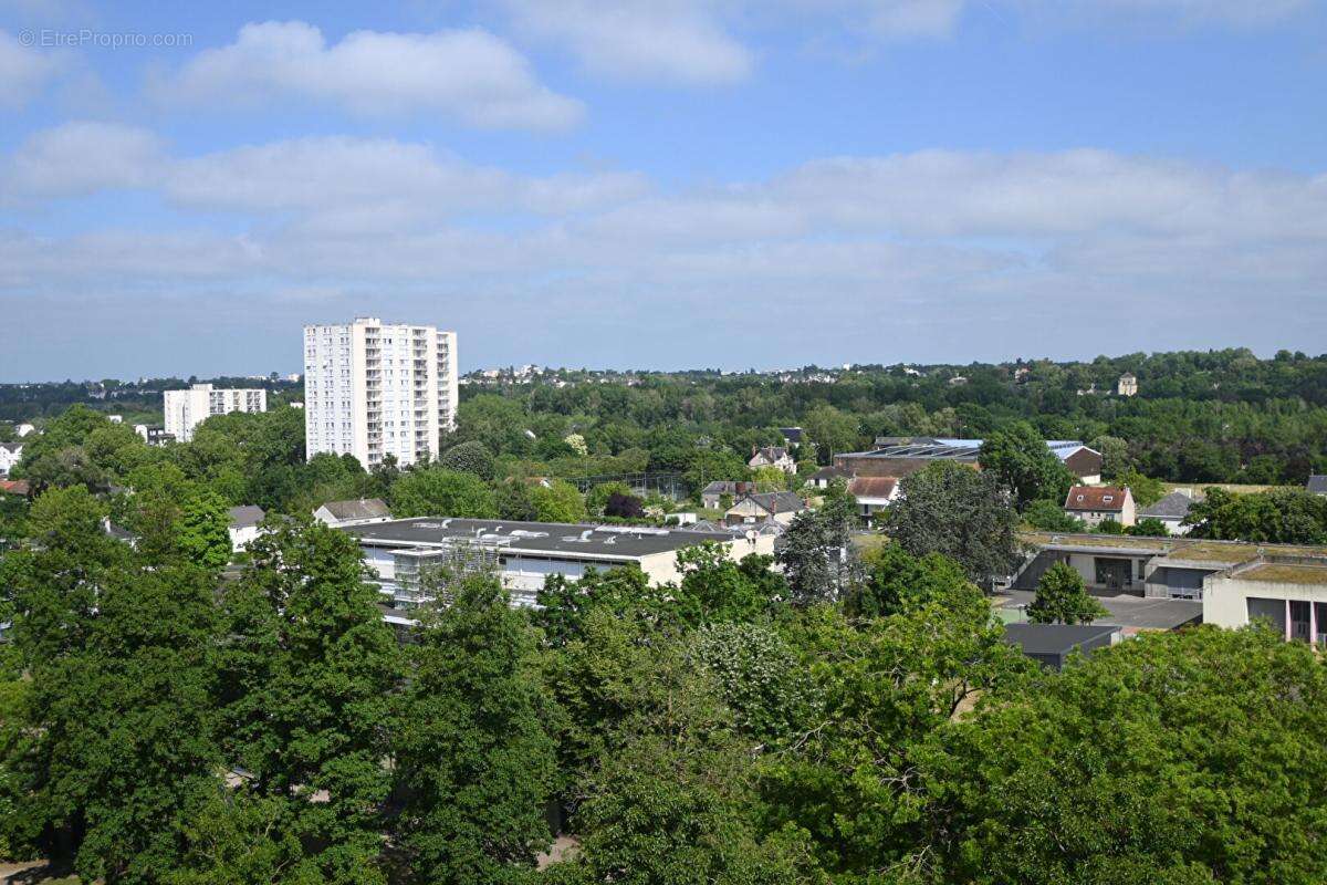 Appartement à SAINT-PIERRE-DES-CORPS