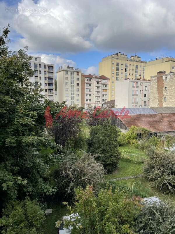 Appartement à PARIS-20E