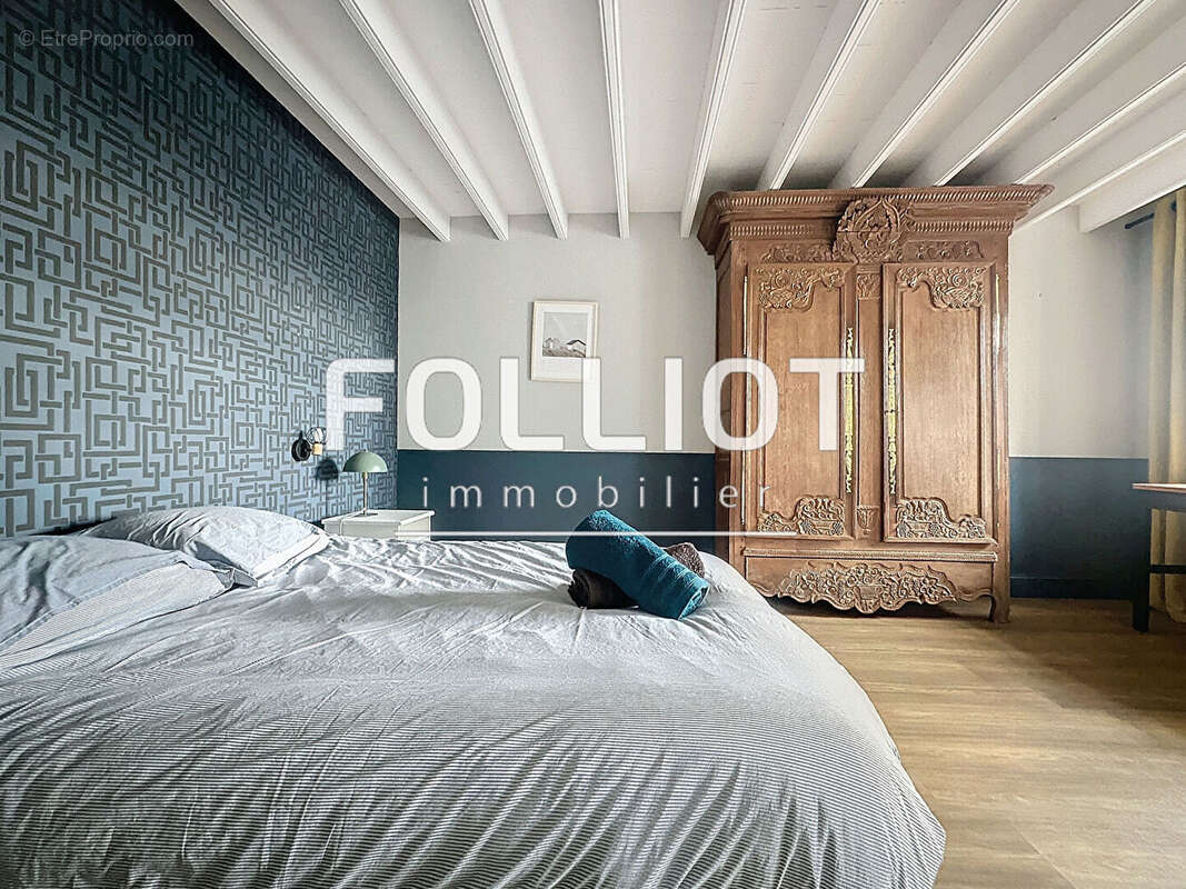 Maison à LES MOITIERS-D'ALLONNE