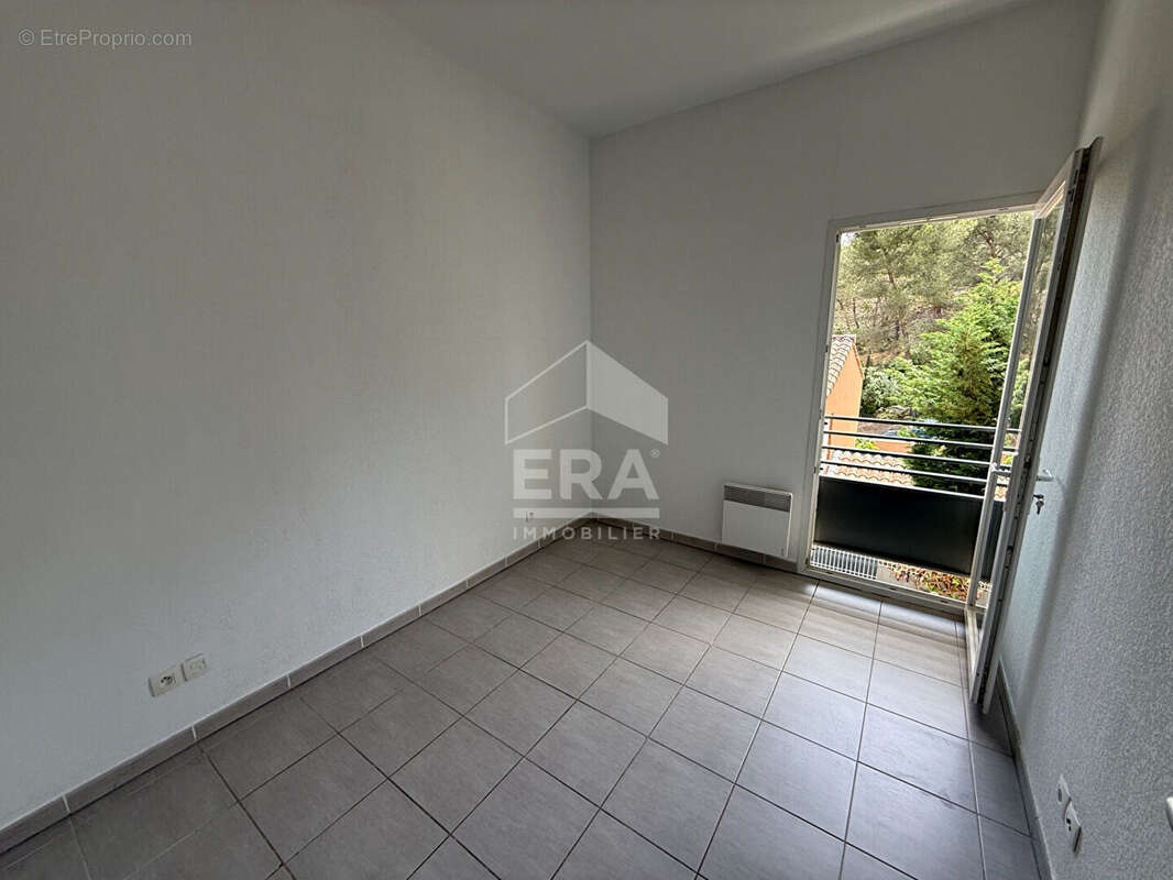 Appartement à SEPTEMES-LES-VALLONS