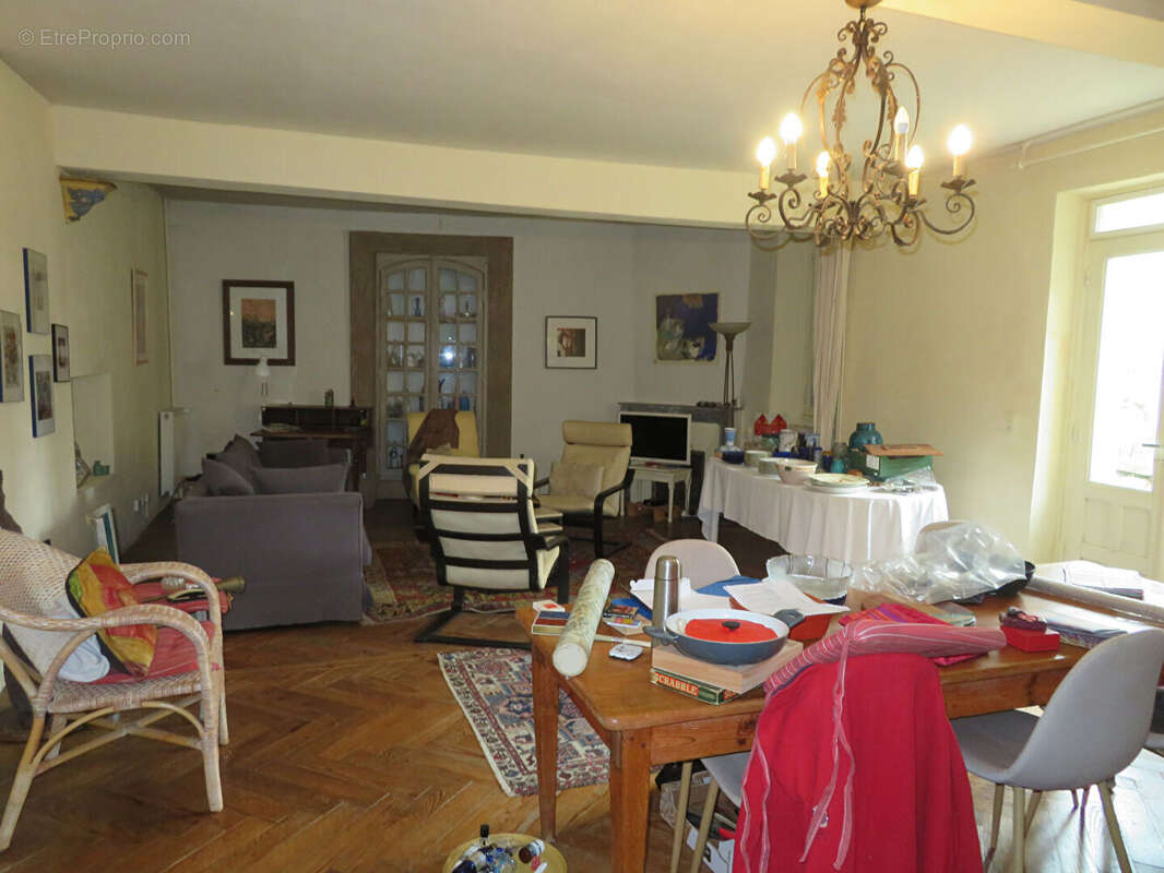 Maison à VIC-EN-BIGORRE