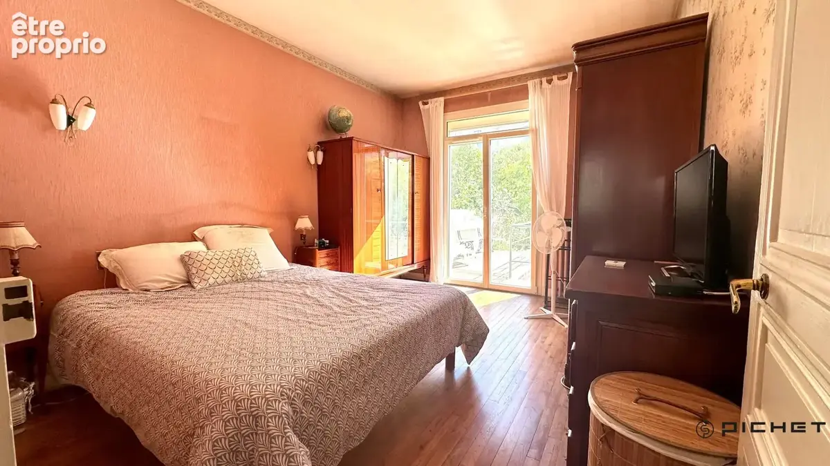 Maison Angouleme 5 pièce(s) 126.92 m2 - photo 5