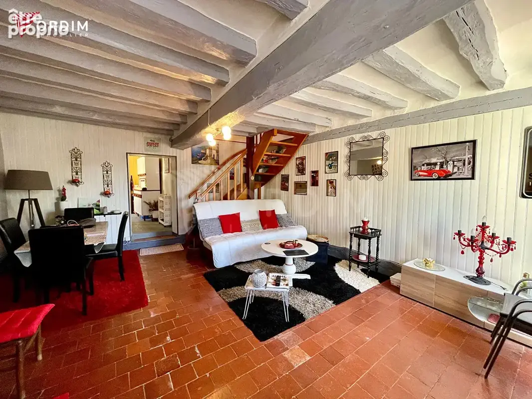 Maison de Village à Lavau avec Chambre à l'Étage et Cour Extérieure - photo 2
