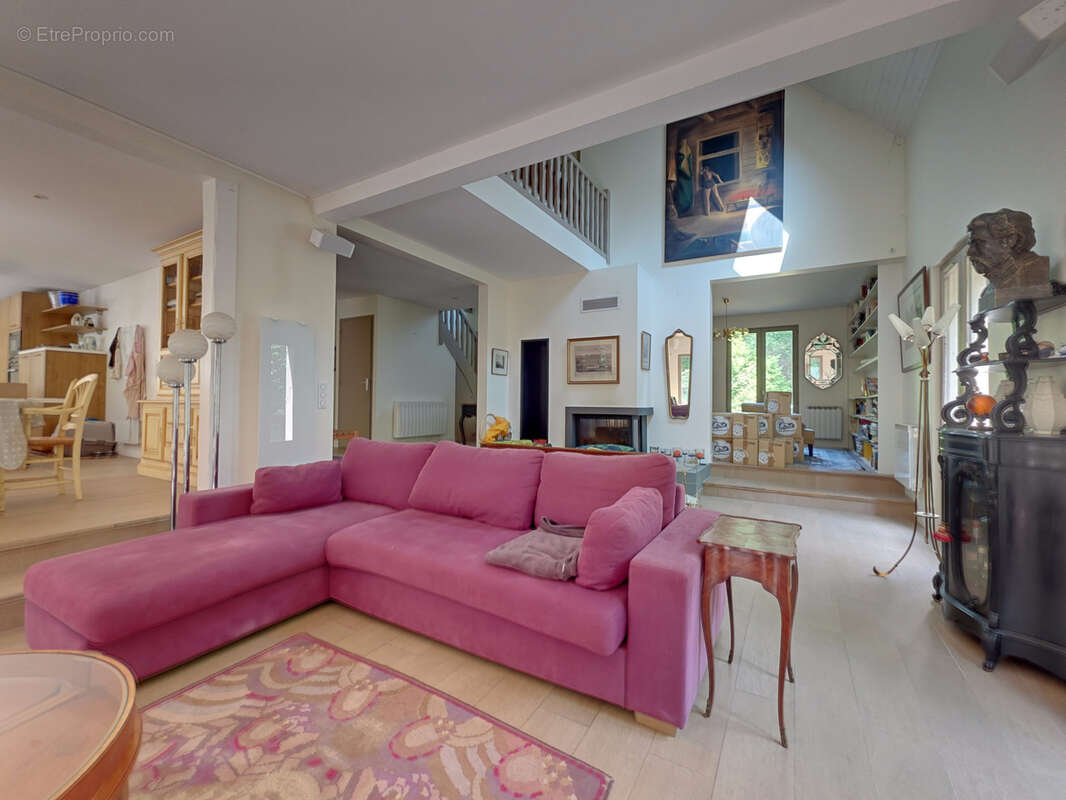 Maison à NOISY-SUR-ECOLE