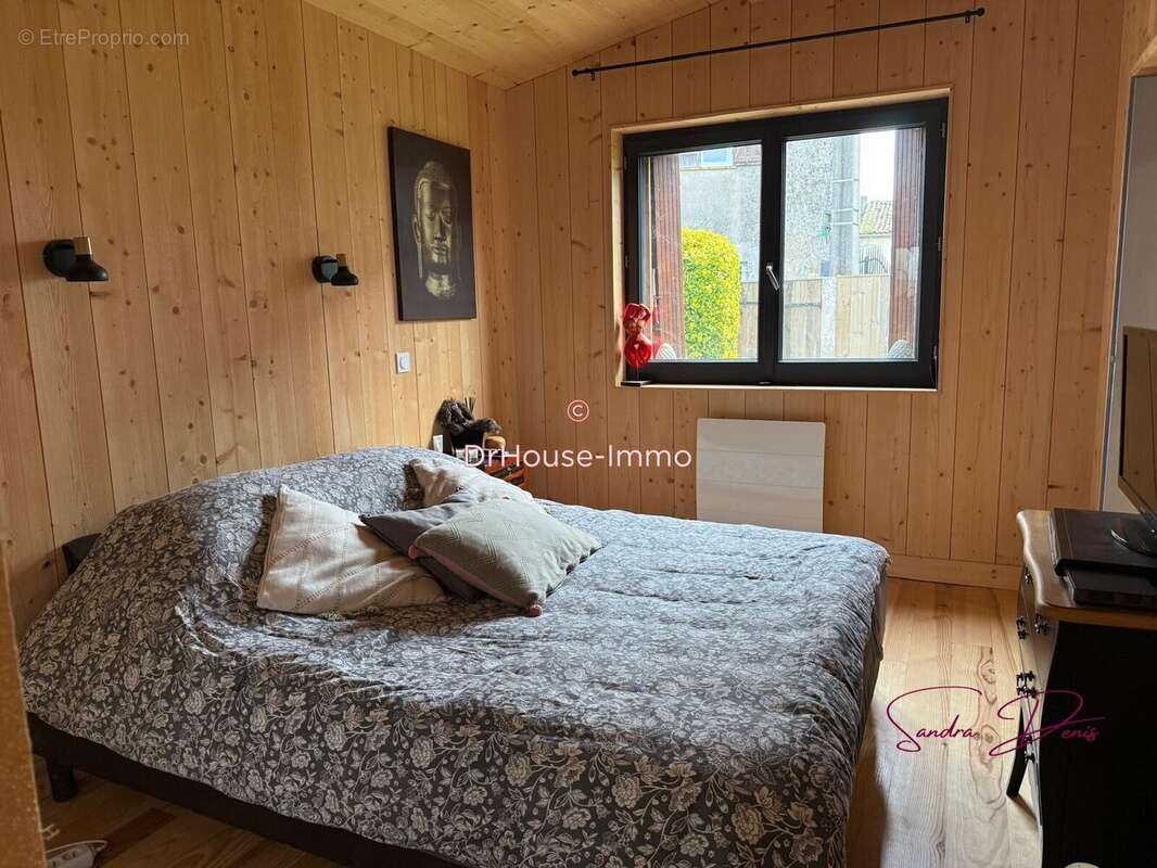 Maison à LAMOTHE-LANDERRON