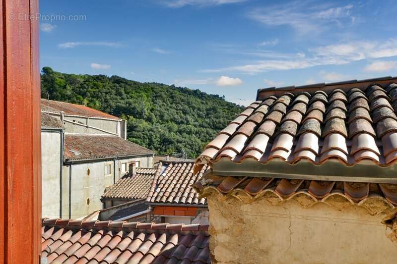 Maison à SAINT-NAZAIRE-DE-LADAREZ