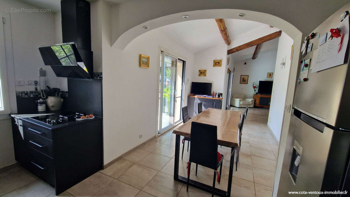 Maison proche VACQUEYRAS - 180 m2  avec appart T2 + 2 grands garages ! - photo 7