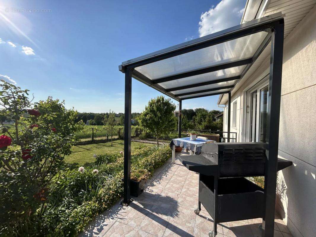 Appartement à SOUCY