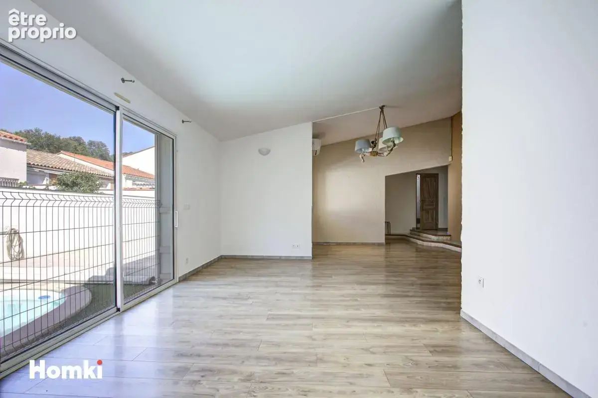 Maison/Villa T5 de 160 m² à Ponteilla 66300 - photo 6