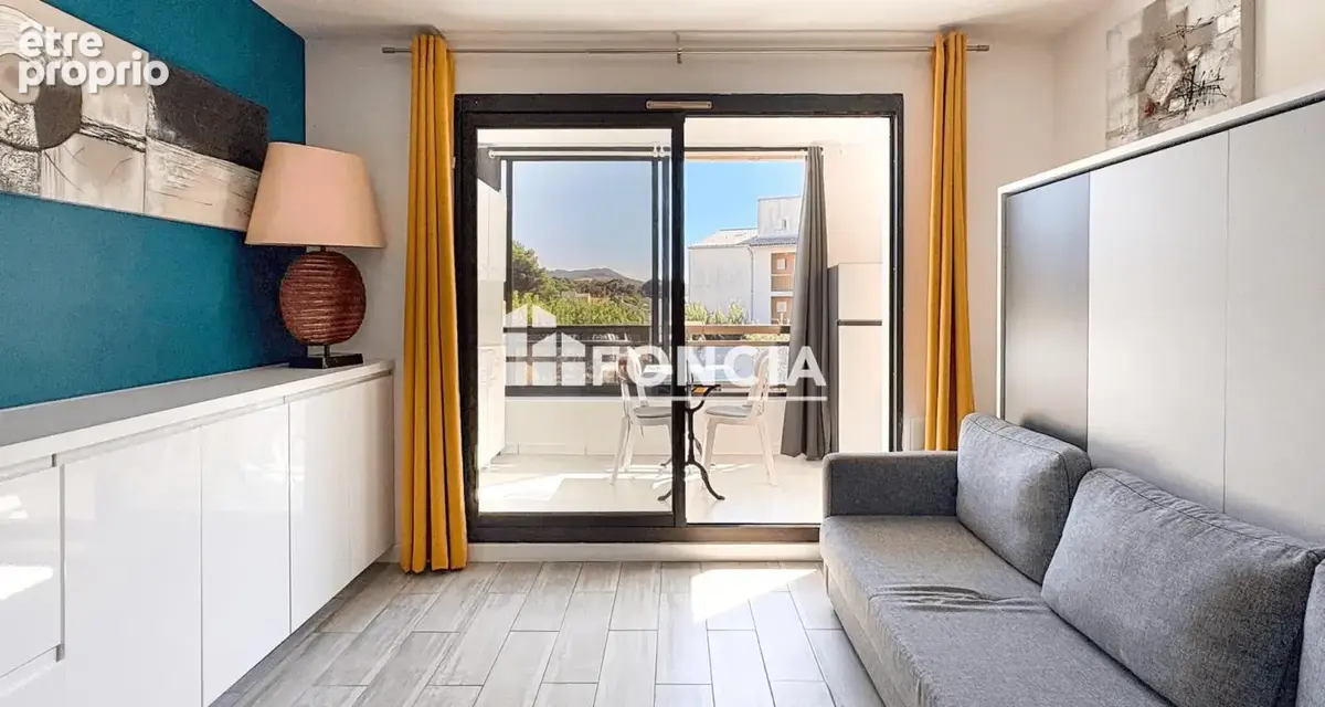 Pied-à-terre « bord de mer », clé en main à Six-Fours-les-Plages / La Coudoulière ! - photo 2