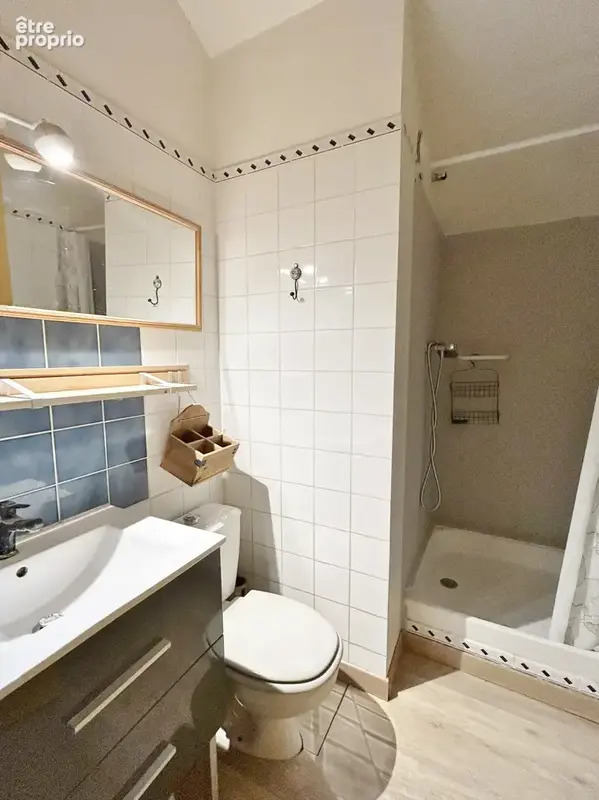 En plein coeur de CRAPONNE appartement de 103,60 m2 avec 3 chambres + cave et parking - photo 10