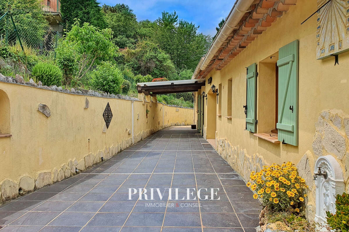 Maison à LES ADRETS-DE-L'ESTEREL