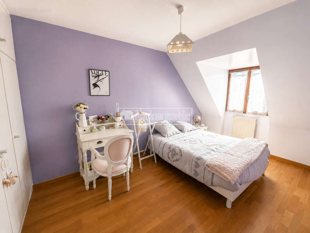 Maison 6 pièces 140m2 sur 343m2 de terrain - photo 10