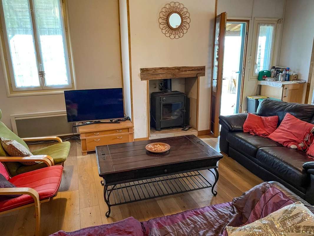 Maison à ABJAT-SUR-BANDIAT