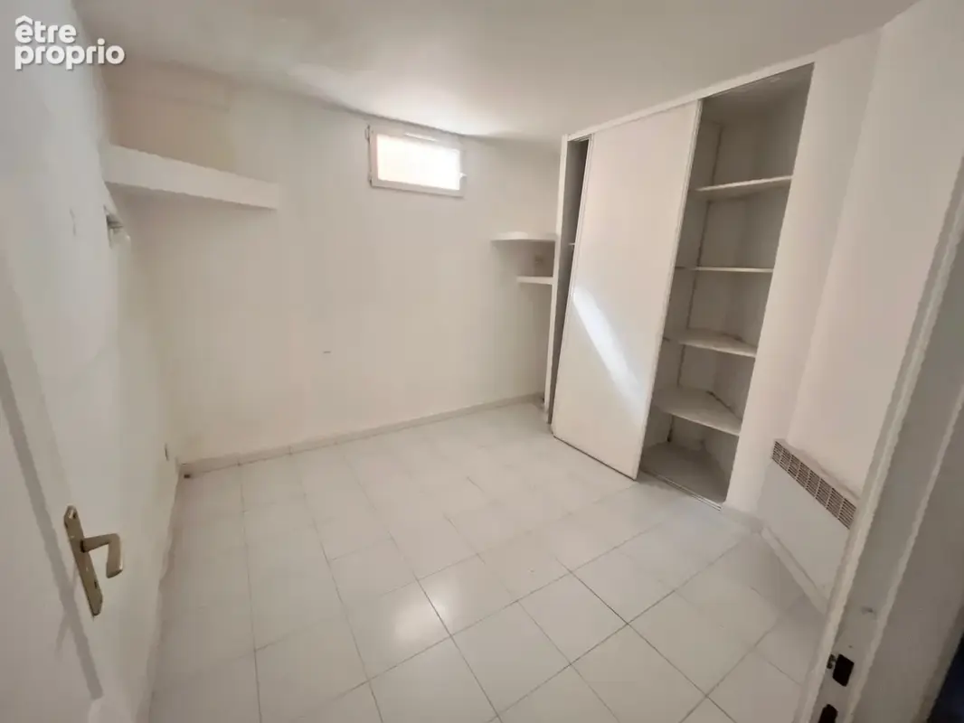 2 Pièces 42,5m2 avec sous sol aménagé 48m2 en Rez de Jardin 170m2 Garage en sous sol - photo 11