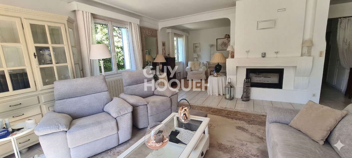 Maison à CAUMONT-SUR-DURANCE